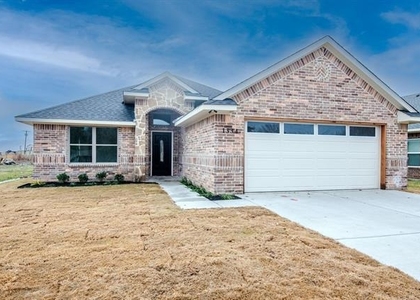 1334 Wyatt Street - Photo 1