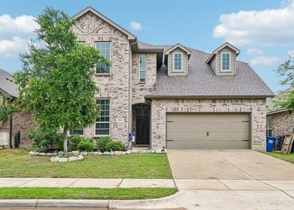2114 Laurel Street - Photo 1