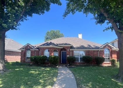 1510 Scottsman Drive - Photo 1