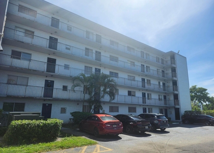8600 N Sherman Circle N - Photo 1