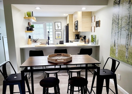 690 Se 23rd Avenue - Photo 1