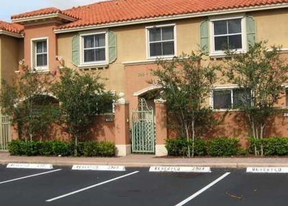 765 Sw 107th Avenue - Photo 1
