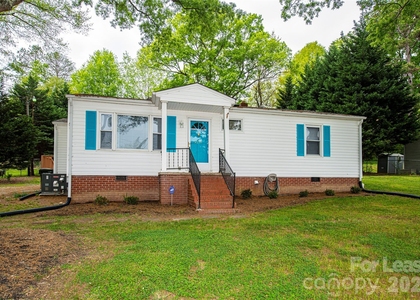 2711 Springbrook Circle - Photo 1