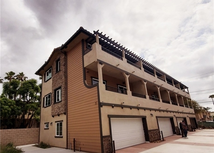 10341 Western Avenue - Photo 1