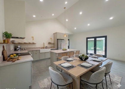 8832 Greenwood Ave. - Photo 1