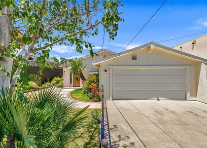 221 Acacia Lane - Photo 1