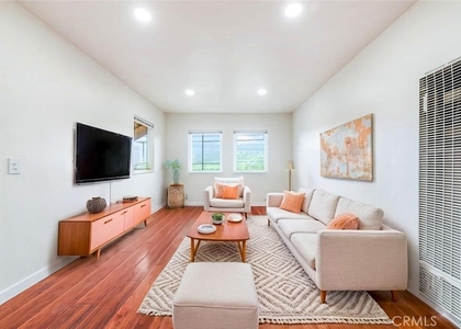 5863 Whitnall - Photo 1