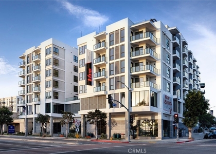511 S Harbor - Photo 1