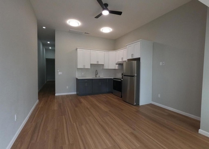 720 Foothill Blvd - Photo 1