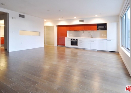 901 S Flower Street - Photo 1