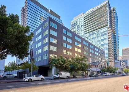 901 S Flower Street - Photo 1