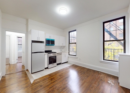 985 Lexington Avenue  - Photo 1