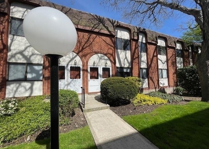 757 Chestnut Street - Photo 1