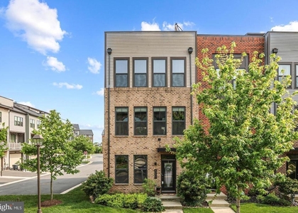 43421 Southland Street - Photo 1