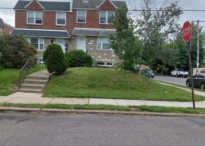 800 Princeton Avenue - Photo 1