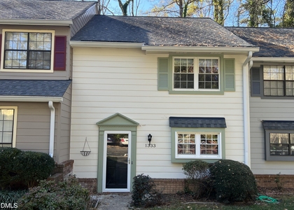 1333 Springlawn Court - Photo 1
