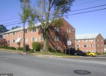 120 N Penn Street - Photo 1