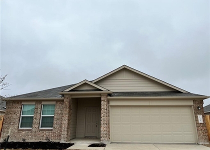 223 Chickasaw Ln - Photo 1
