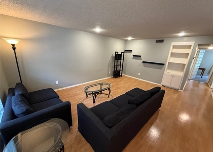 2401 Leon St - Photo 1