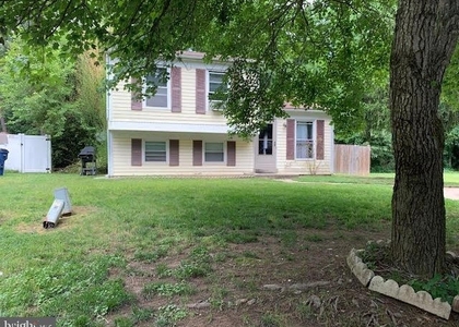 2465 Yarmouth Court - Photo 1