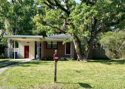 5351 Royce Avenue - Photo 1