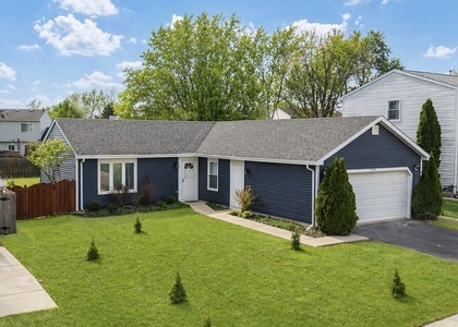 828 Huron Court - Photo 1