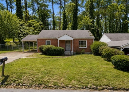 1295 Westmont Road Sw - Photo 1