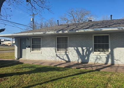 5105 Timothy Street - Photo 1
