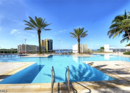 3000 Oasis Grand Boulevard - Photo 1