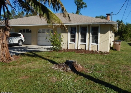 1315 Se 24th Avenue - Photo 1