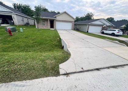 14214 Green Wing Circle - Photo 1