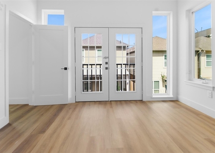 5614 Larkin - Photo 1