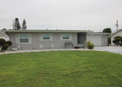 810 Oakmont Avenue - Photo 1
