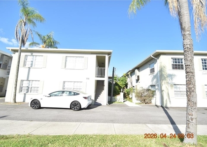 306 Danube Avenue - Photo 1