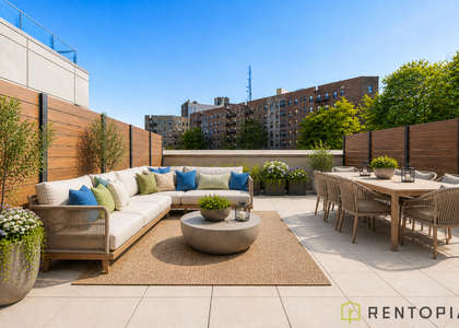 960 Franklin Avenue - Photo 1