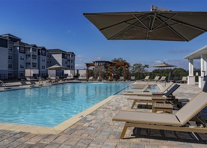 1015 Lake Forest Boulevard - Photo 1
