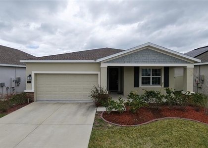 652 Grove Street - Photo 1