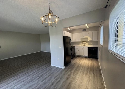 2683 Oak Park Way - Photo 1