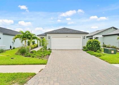 6560 Silverstar Drive - Photo 1