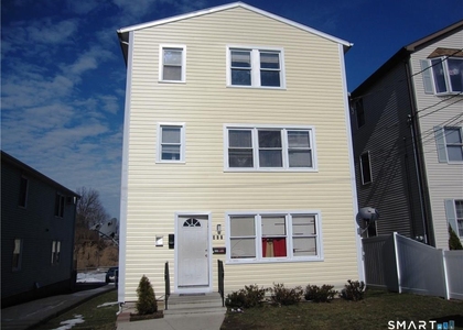 327 Augur Street - Photo 1