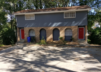 1045 Laurel Court Nw - Photo 1
