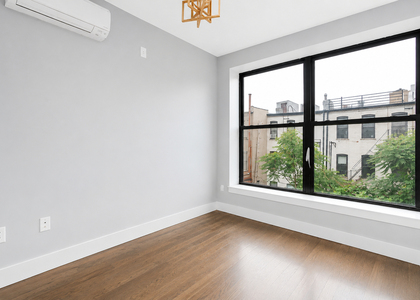 484 Harman Street - Photo 1