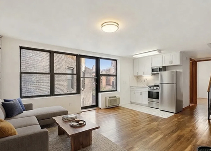 29 7th Avenue - Photo 1