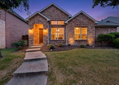 963 Cougar Drive - Photo 1