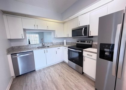 12650 Sw 15th Street - Photo 1