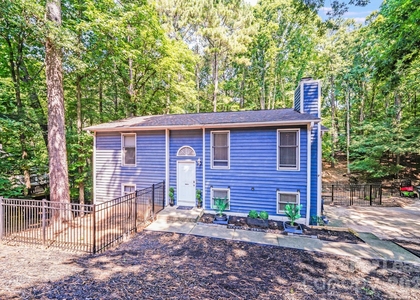 2116 Bon Villa Way - Photo 1