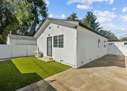 5732 Stansbury Avenue - Photo 1