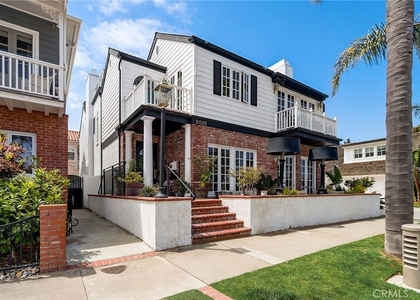 2025 E Balboa - Photo 1