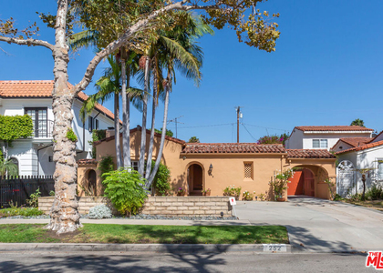 252 S Canon Drive - Photo 1