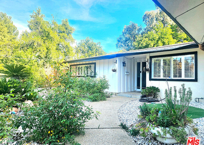 5904 Laramie Avenue - Photo 1